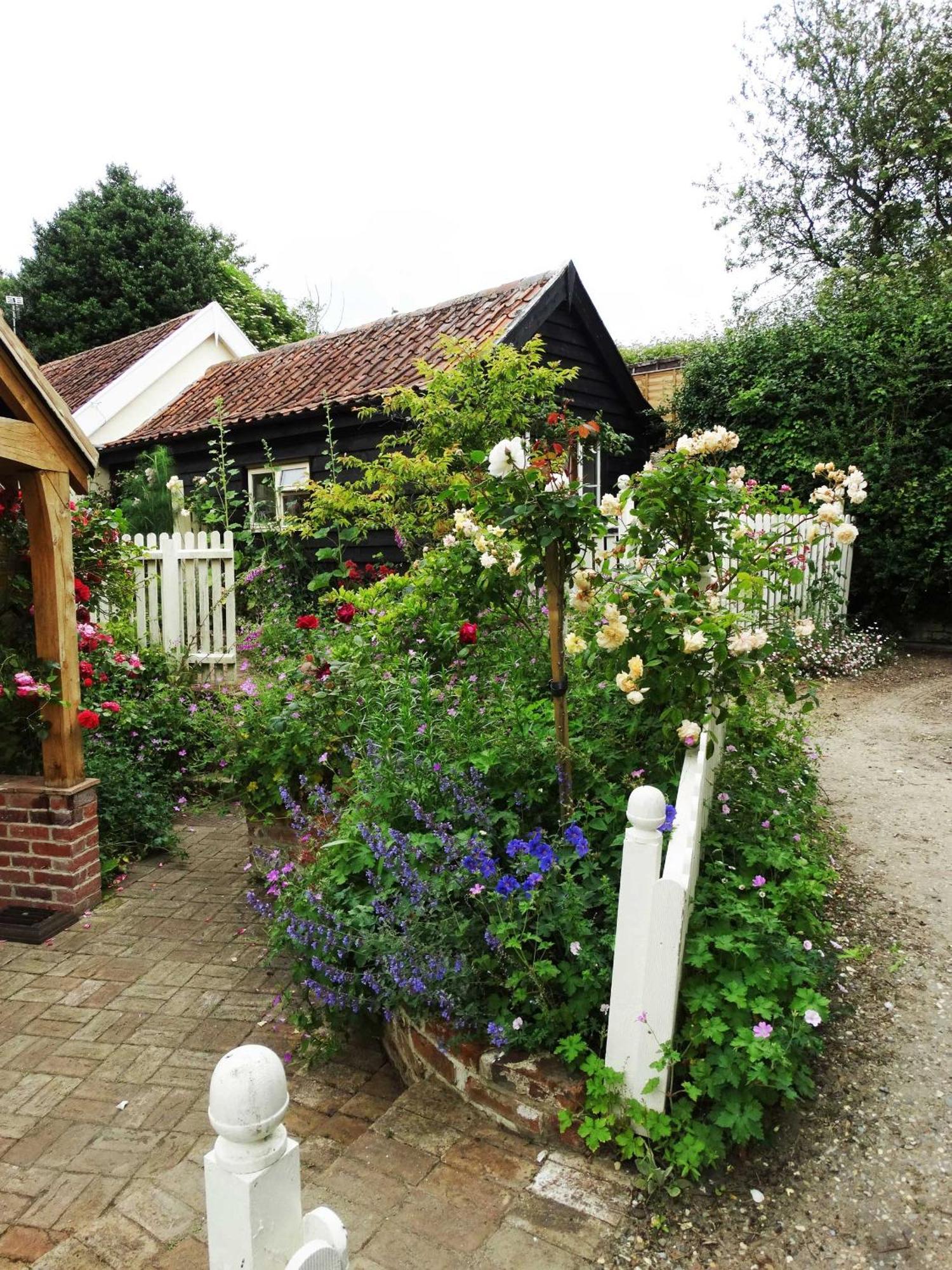 Mulleys Cottage Westleton Exterior photo